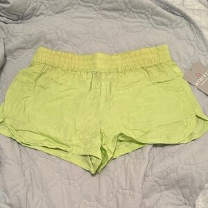 NWT Lime Green Athleta Women's Tia Short